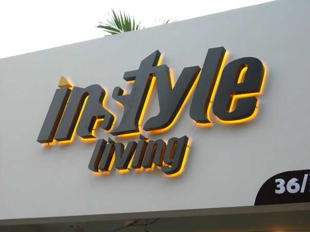 Bảng hiệu quảng c&aacute;o tại Điện B&agrave;n - Biển hiệu mica c&ocirc;ng ty Điện B&agrave;n